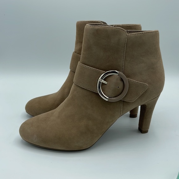Bandolino Booties - Picture 4 of 13